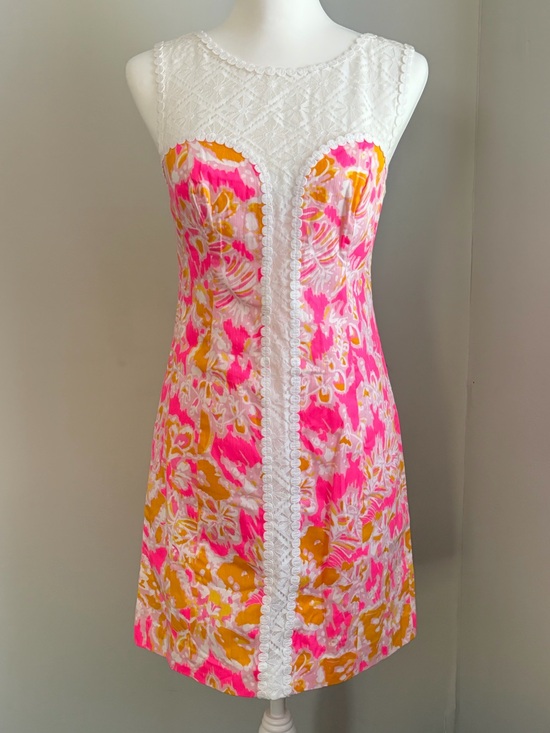Lilly Pulitzer Dresses & Skirts - Pulitzer
Lilly Pulitzer Sofia Shift Dress Lace KIR Royal Ooh La La Size 2
